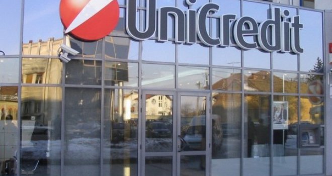 Klijenti zatečeni: Unicredit banka BiH potpuno se povlači se Facebooka, Messengera i Instagrama! Postoji razlog...