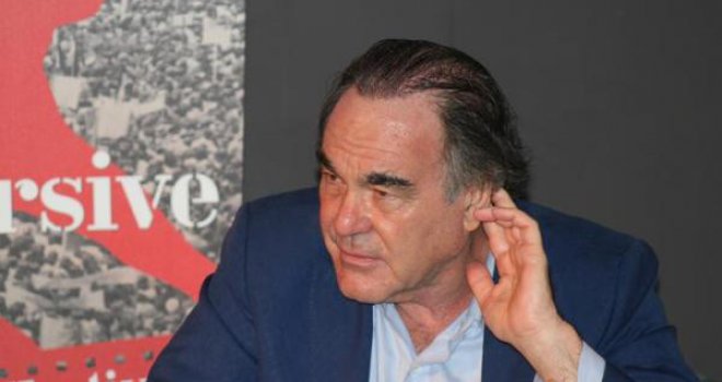 Oskarovac Oliver Stone danas preuzima nagradu Počasno Srce Sarajeva