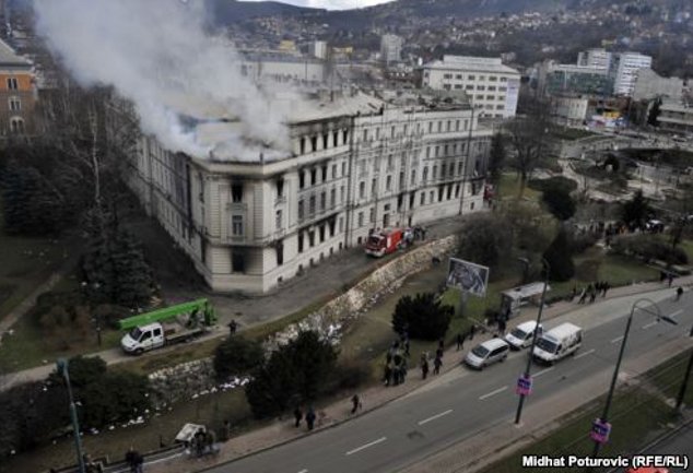 Sarajevo u plamenu/ Foto: RSE