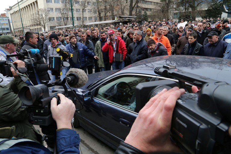 demonstranti blokirali saobraćaj ispred Predsjedništva/Foto: Anadolija