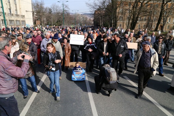 protesti u Sarajevu_18. februar/Foto:AA