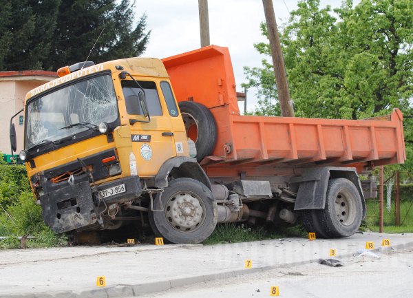 sudar kamiona i automobila sarajevo