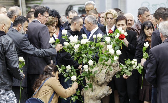 Delegacija RS odala počast stradalim pripadnicima JNA u Dobrovoljačkoj/ Foto: AA