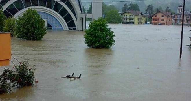 Upute građanima uoči najavljenog nevremena u BiH: Kako treba da se ponašate