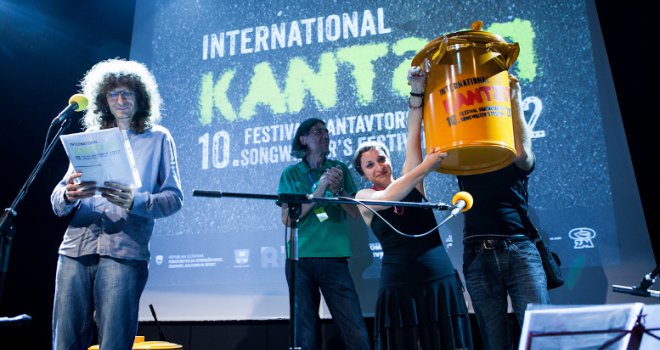 Internacionalni festival kantautorstva danas u sarajevskoj kafe galeriji 'Zvono'