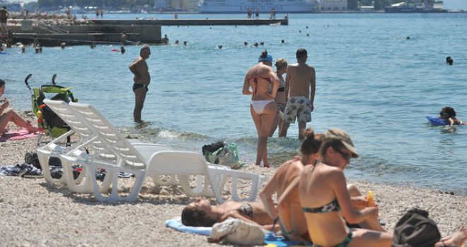 Važno: Ovo je hrana koju nipošto ne smijete jesti na plaži!