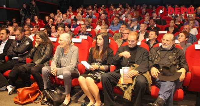 Slavna Vanessa Redgrave na svjetskoj premijeri filma 'Bosna ustaje' u Sarajevu