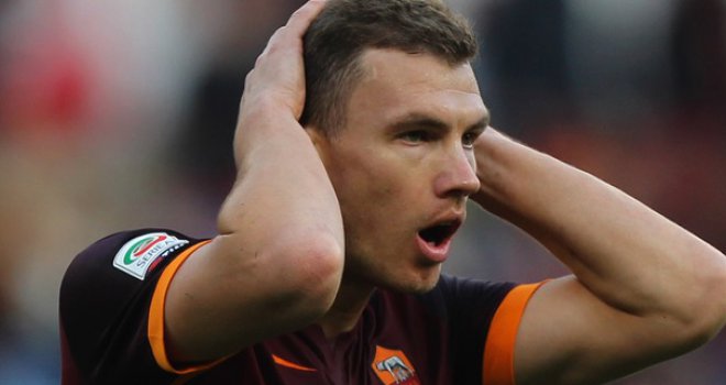 Džeko blizu prelaska u Chelsea: Kapiten bh. reprezentacije nezadovoljan što su ga Rimljani spremni prodati