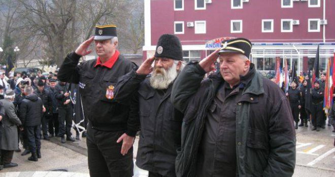 Četnici orgijaju u Višegradu: Ravnogorski pokret obilježava 70. godišnjicu od hapšenja zločinca Draže Mihailovića 