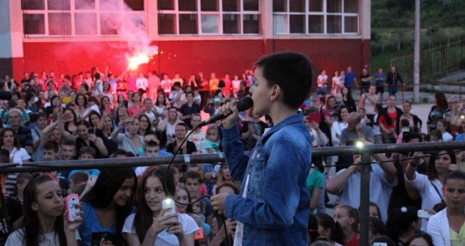 Spektakularan doček Marka Bošnjaka, pobjednika showa Pinkove zvezdice