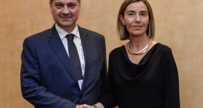 Mogherini u 'balkanskom loncu': Nakon užasa u Makedoniji, Crnoj Gori i Šešelja u Srbiji, šta je tek u BiH čeka?!