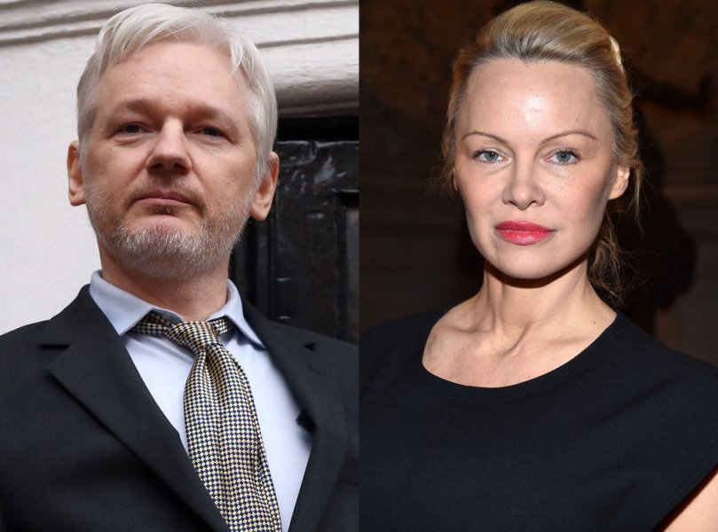 julian-assange-pamela-anderson