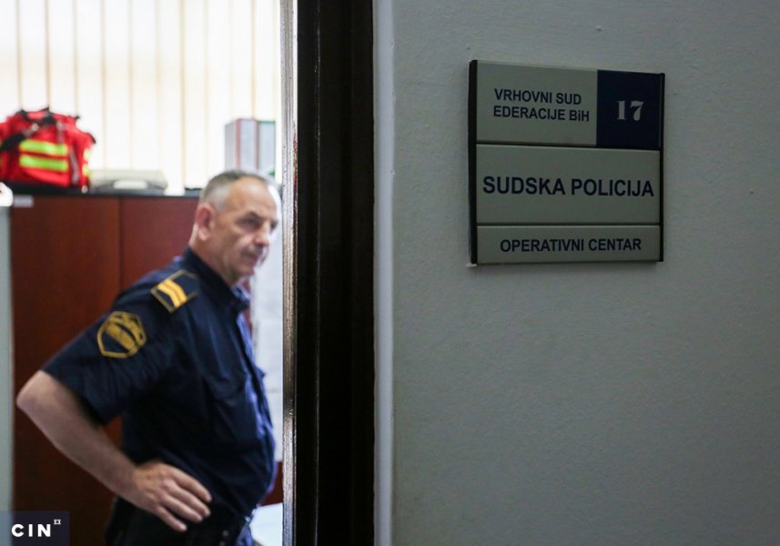 sudska-policija