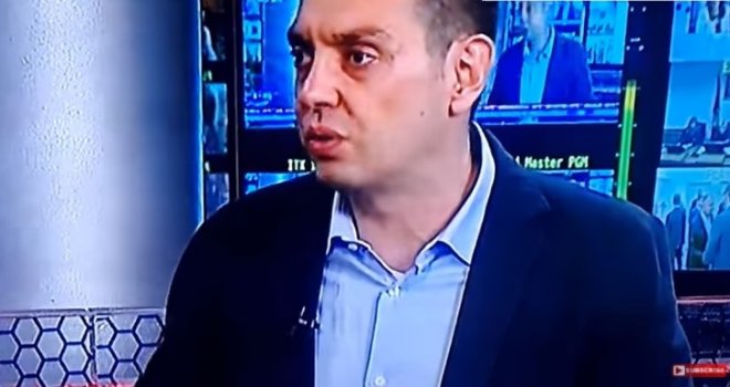 Srpski ministar se rasplakao u studiju: Zar samo ja nemam pravo na stan? Zar meni niko ne može da pomogne?!