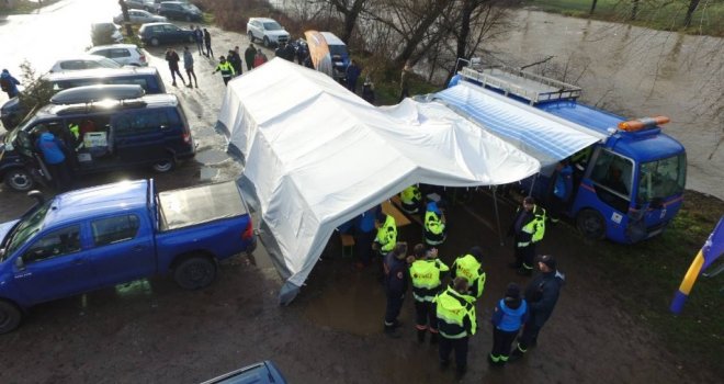 Potraga za Aldinom Mulićem proširila se prema Doboju: Zbog opasne rijeke čamci ne mogu u vodu