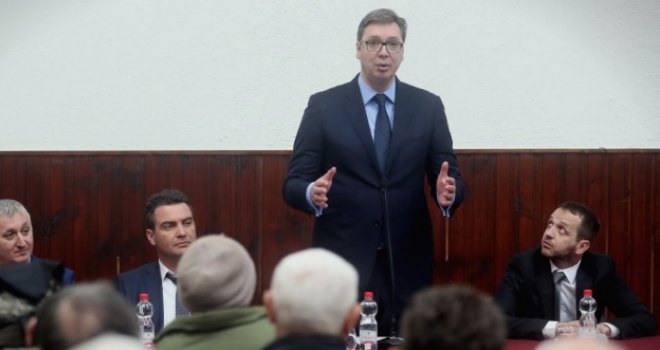 Vučića isprovocirala pitanja o govoru u Glini: Takvu vrstu poniznosti da vam se dodvoravam nikada nećete vidjeti!