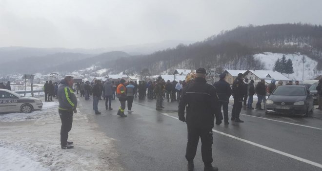 Da li su zbog ove liste bivši borci na ulici: Kako se, koliko i kojim boračkim udruženjima dijeli novac iz budžeta?