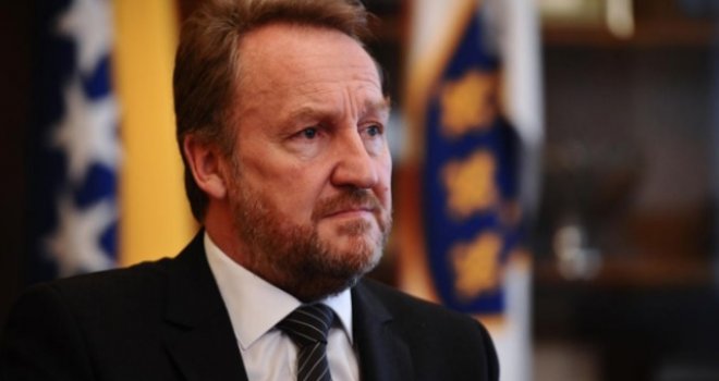 Izetbegović: Ne bismo obilježavali ovaj svečani dan da najčasniji i najhrabriji bosanski sinovi nisu...