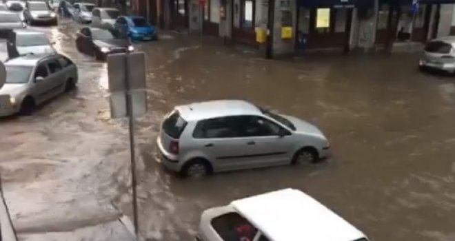 Strah raste, budite spremni na katastrofu: Prijeti nagli porast vodostaja rijeka u BiH, već od sutra kritično...  