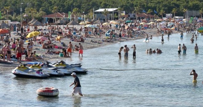 Stravično ubistvo na Zrću: Tijelo Britanca pronađeno na plaži ispred noćnog kluba, ubijen hladnim oružjem?!