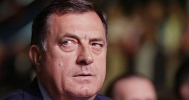 Hvala, predsjedniče, ali NE: Dodik pozvao novinare da ga intervjuišu na RTRS-u, oni ga odbili pa mu poručili...