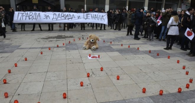 'Srce za Davida - Beograd uz Banjaluku': Podrška Davidovim roditeljima stigla iz glavnog grada Srbije...