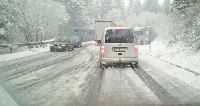 Drhtaćemo u januaru: Snijega će biti do koljena, a oluje će trajati po nekoliko dana... Stižu prve prognoze za zimu!