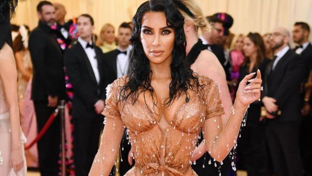 kim-kardashian-wet-look