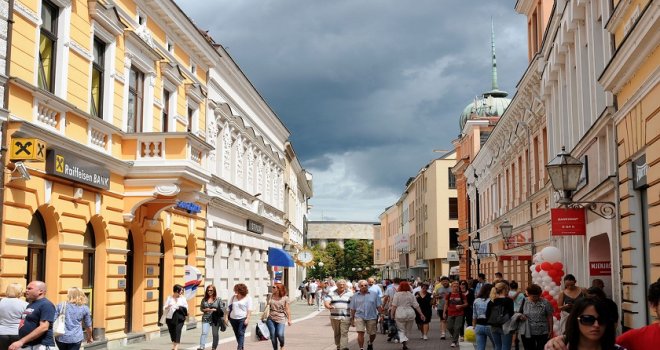 Žene Banjaluke na nogama: Zar smo mi roba koja se turistima nudi na pladnju?