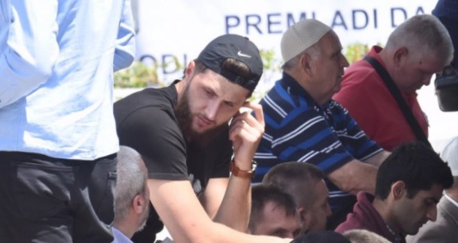 Jusuf Nurkić doputovao u Srebrenicu da oda počast žrtvama genocida