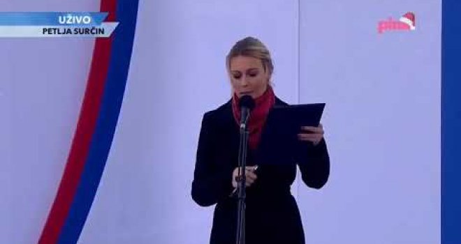  Samo za Aleksandra Vučića: Autoput, sija mesec žut, ja pevam na sav glas, idem kući, jurim sto na sat!