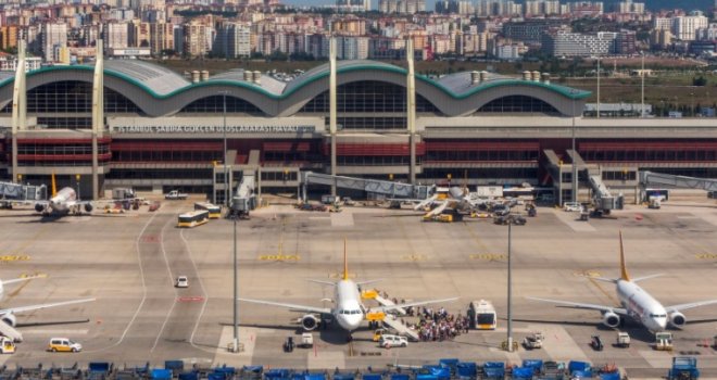 Haos u Istanbulu: Turisti 'zaglavljeni' na aerodromu, Pegasus otkazao letove