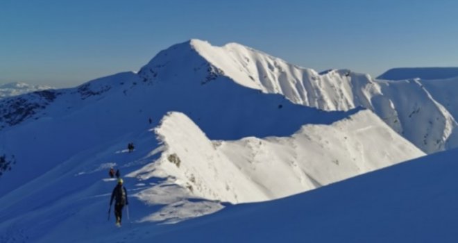 Povrijeđeni planinar uspješno evakuiran, pogledajte niz kakvu liticu je skliznuo