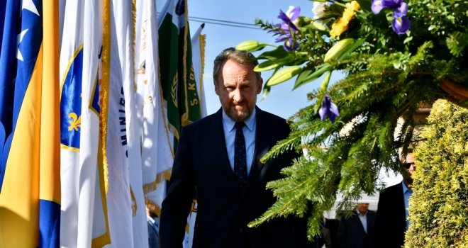 Obratio se naciji: Zajednički ćemo nadjačati i dokazati da ne postoji sila koja može pokoriti duh ovog posebnog grada