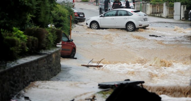 Srušene kuće u Njemačkoj, traga se za 30 osoba