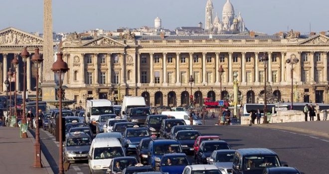 U skoro cijelom Parizu se od danas ne smije voziti brže od 30 km/h