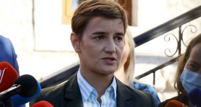 Brnabić otkrila hoće li Srbija uvesti 24-satne covid propusnice, stručnjaci tvrde da su i ove stigle 'kasno i pogrešno'