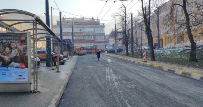 Sarajevo: Postavljen prvi sloj asfalta u ulici Hamdije Kreševljakovića, od sutra trolejbus vozi do Trga Austrije