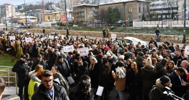 Nazire li se kraj višegodišnje borbe: Da li će studenti opet moći (za)raditi?