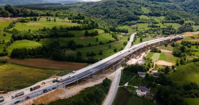 Završava se dionica od novih 7 kilometara, uključujući i tunel Ivan:  Ovog ljeta autoputem od Tarčina do Bradine...