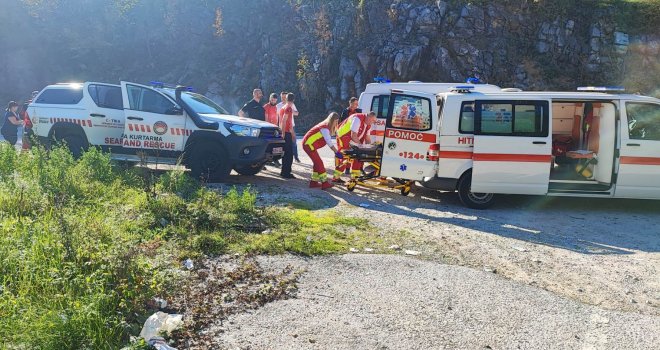 Dr. Reuf Karabeg o nesreći na Bjelašnici: Pomogli smo ženi koja je mnogo krvarila, izgubila je svijest, jedno dijete ima veću ranu