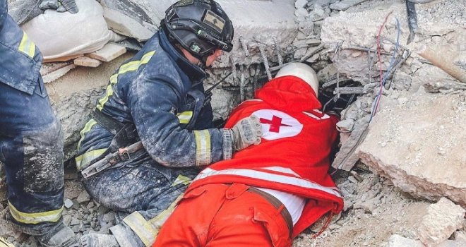 Čuda se zaista dešavaju: Kako je moguće preživjeti deset dana pod ruševinama? Tajna je u 'trokutu života'!