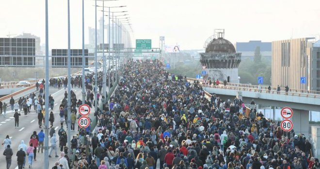 Vučić hapsi one koji su protiv njega: Uhapšeni demonstranti osuđeni, idu u zatvor!