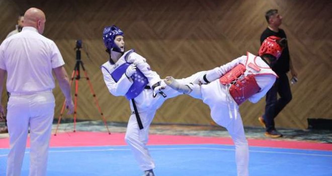 Bh. predstavnice Mehmedović i Ždero osvojile zlatne medalje na takmičenju 'Taekwondo Multi European games'