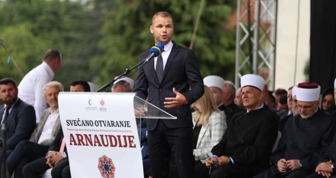 Stanivuković: Drago mi što mogu biti ovdje kao Srbin pravoslavac među vama... Živjeti zajedno jeste moguće, ali je i lijepo!