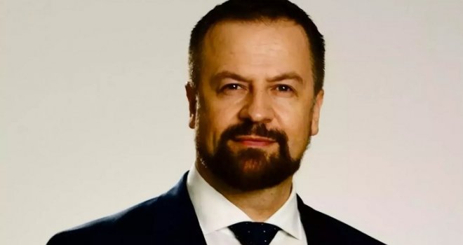 Predrag Kojović i vladajuća Trojka omalovažavaju sindikat i mlade: Ima li čovjek pravo da živi u vašoj političkoj priči?